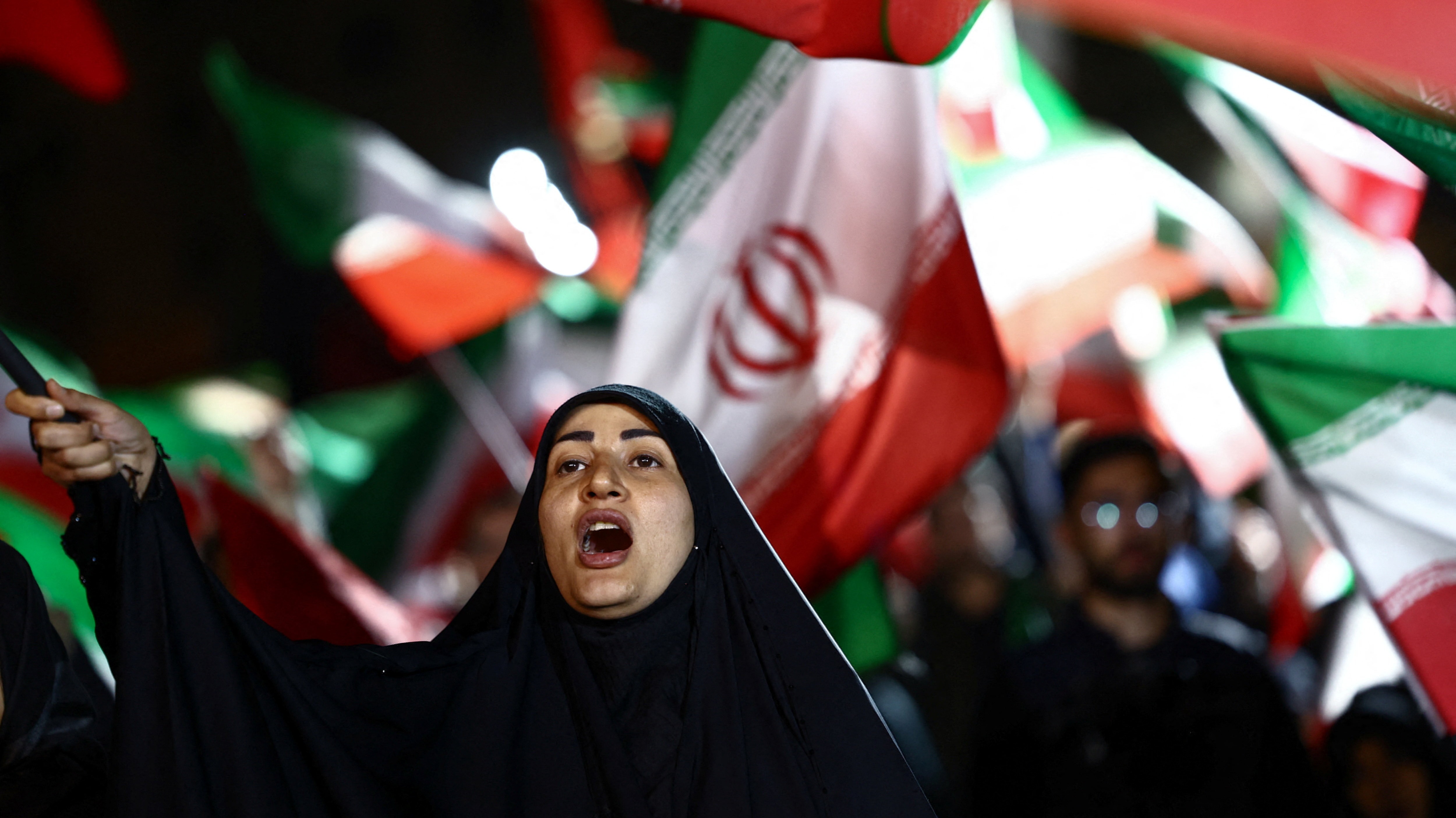 45 Yıllık Kabus Bitiyor mu? ABD ve İran Masaya Oturuyor! İran-ABD Krizinin Perde Arkası!