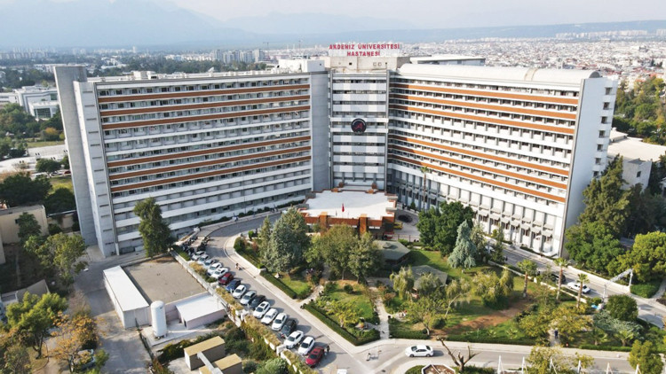 Akdeniz Üniversitesi'nde Büyük Vurgun: Cerrahları Dolandıran Şüpheli Kayıplara Karıştı