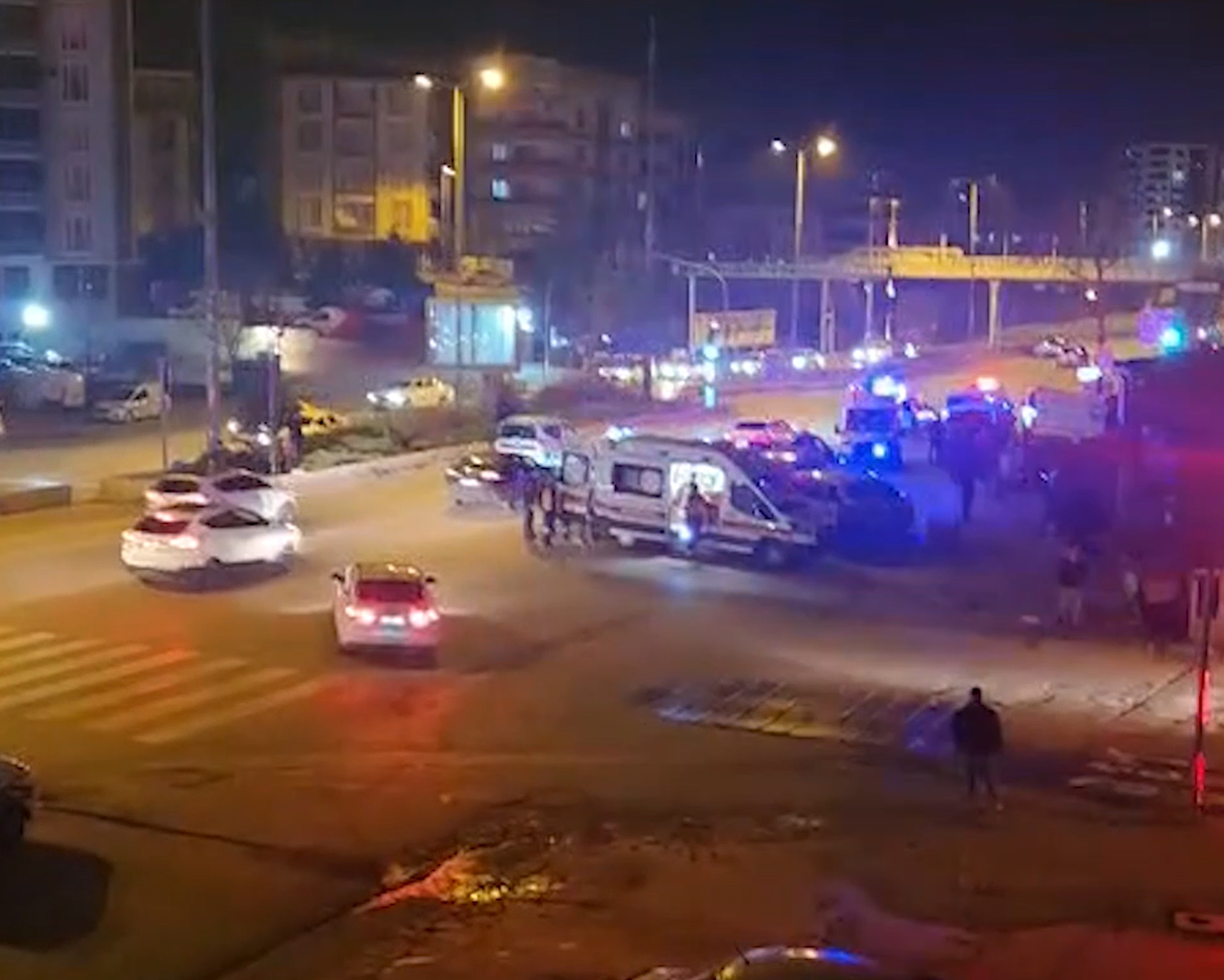 Alkollü Sürücü Terör Estirdi! Polise Saldırdı, Milyonluk Ceza Şoku!