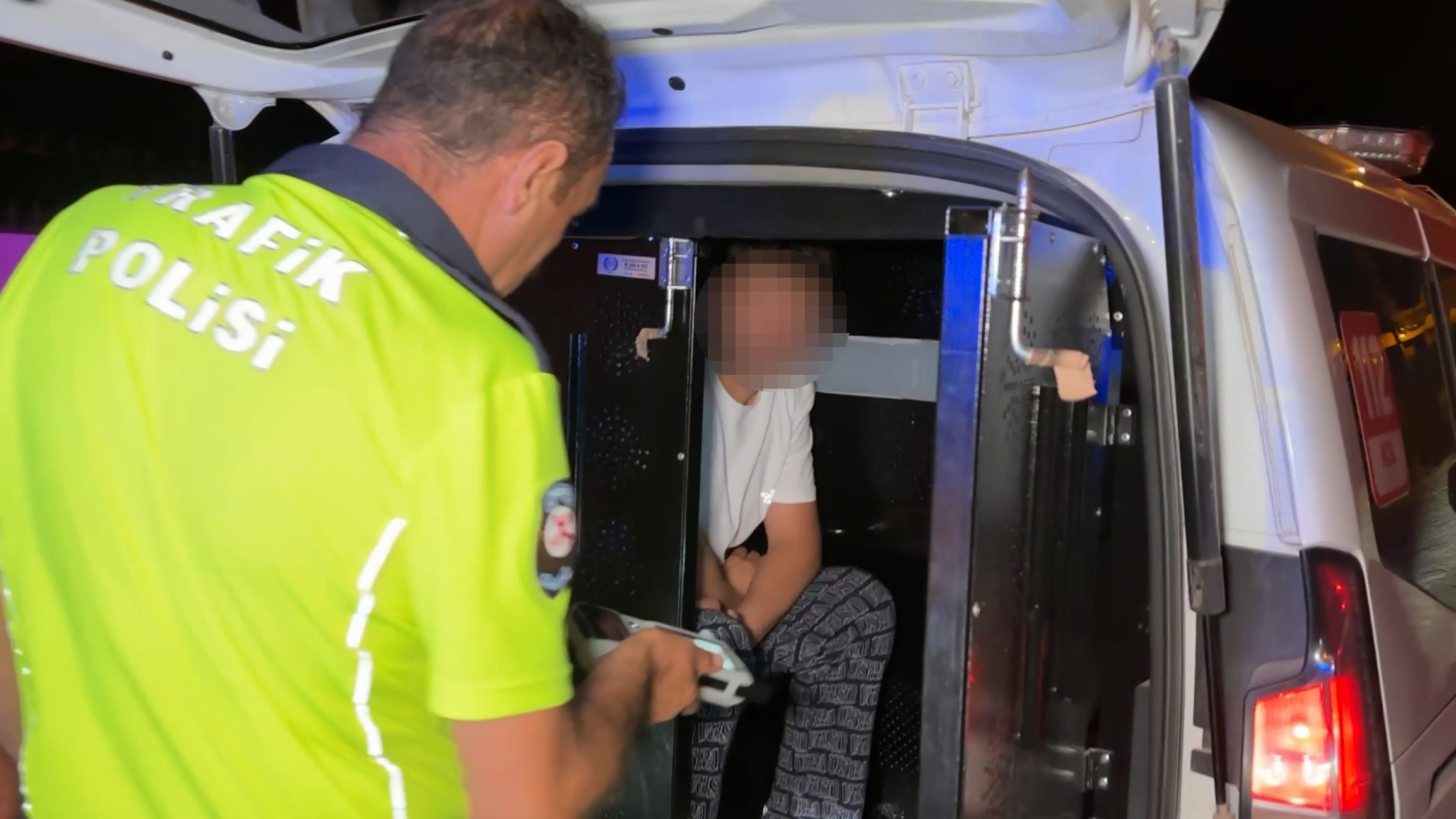 Alkollü Sürücü Yakalandı: '150 TL Param Var'