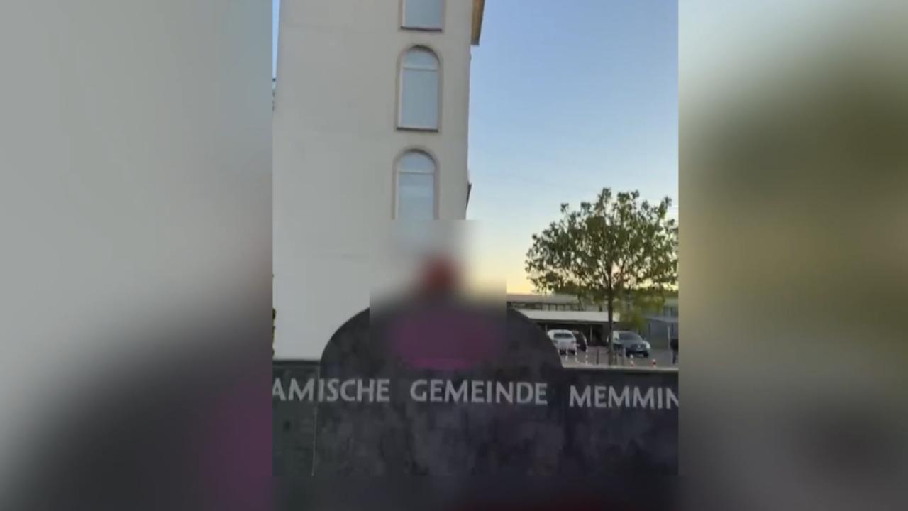 Almanya'da Çirkin Saldırı! Camiye Domuz Başlı Alçak Saldırı!