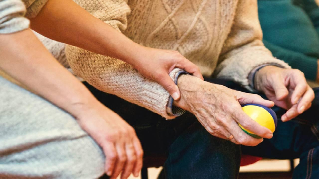 Alzheimer'a Umut Işığı! Türk Bilim İnsanları Çığır Açan İlaç Geliştiriyor