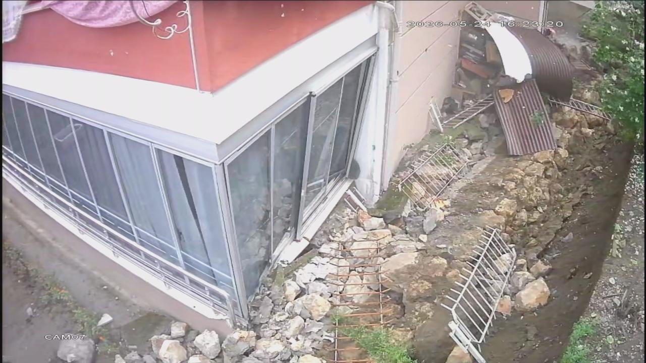 Amasya'da Facia! Sağanak Yağmur İstinat Duvarını Yıktı, Apartman Sakinleri Korku Dolu Anlar Yaşadı!