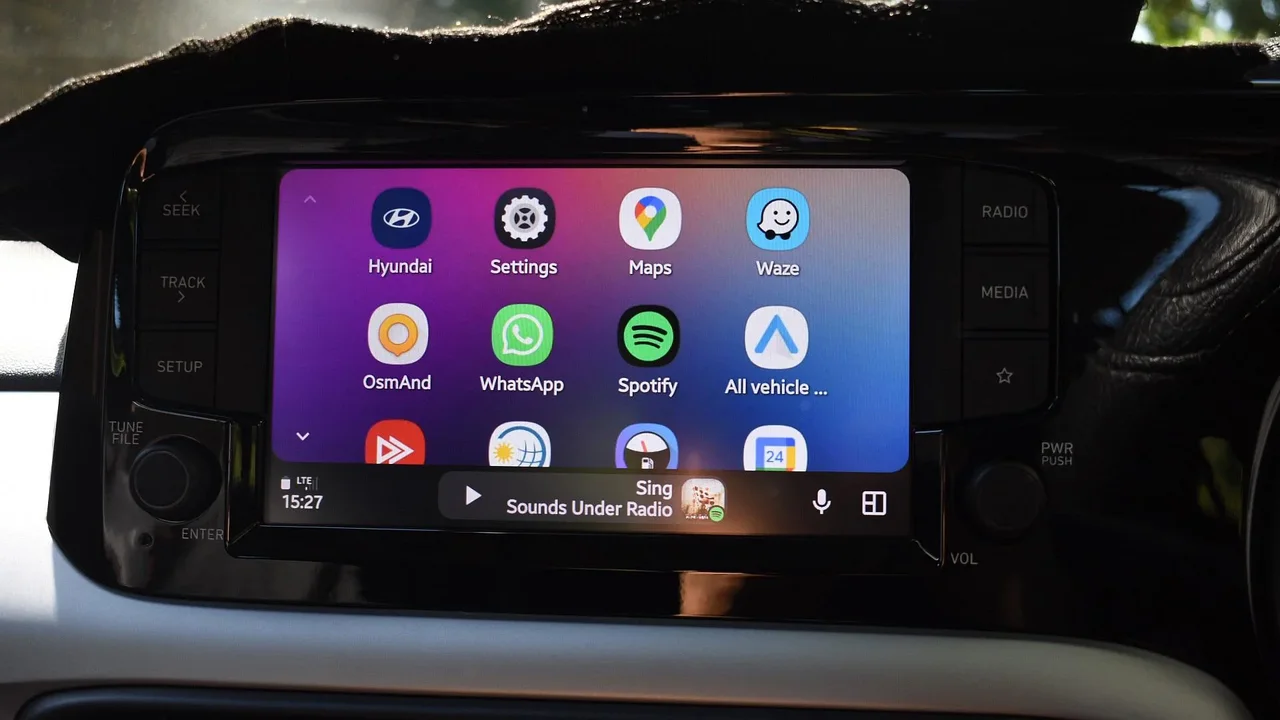 Android Auto'ya Devrim! Sürüş Deneyiminizi Değiştirecek Yeni Widget Özelliği Geliyor!