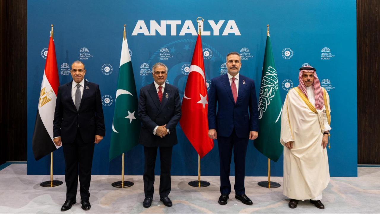 Antalya'da Kritik Zirve! Ortadoğu'nun Kaderi Bu Masada mı Çiziliyor?