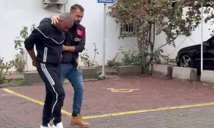 Antalya'daki Akraba Cinayetinde Sanık Hakim Karşısına Çıktı: 'Yaşadıklarıma İnanamıyorum'