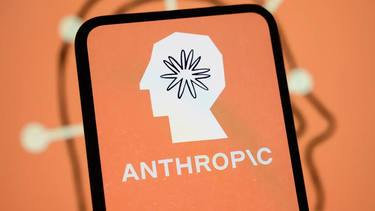 Anthropic'ten Güvenlik İtirafı: Claude Modelleri Yanlışlıkla Üç Şirkete Sızdı