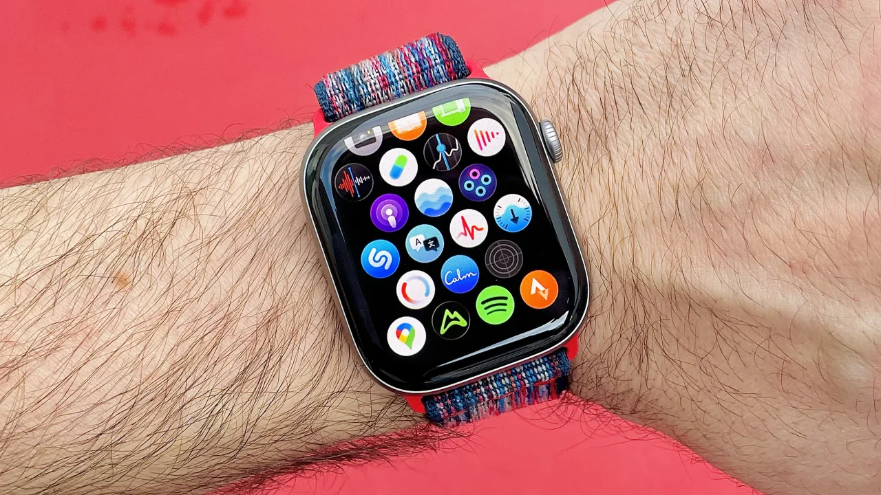 Apple Watch Series 12'de Sağlık Takibinde Yeni Dönem: Kordon İçi Sensörler