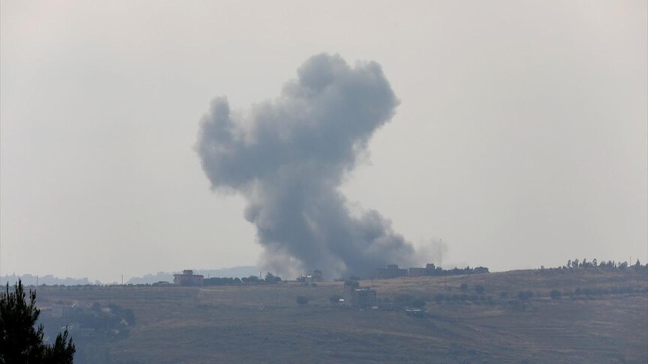 Ateşkes Masalı Bitti! İsrail Lübnan'ı Bombalıyor: Savaş Alarmı mı Çalıyor?