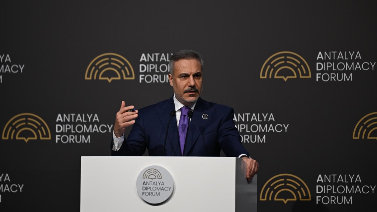 Bakan Fidan'dan Dünya'yı Sarsacak İsrail Uyarısı: Artık Küresel Güvenlik Tehdidi!