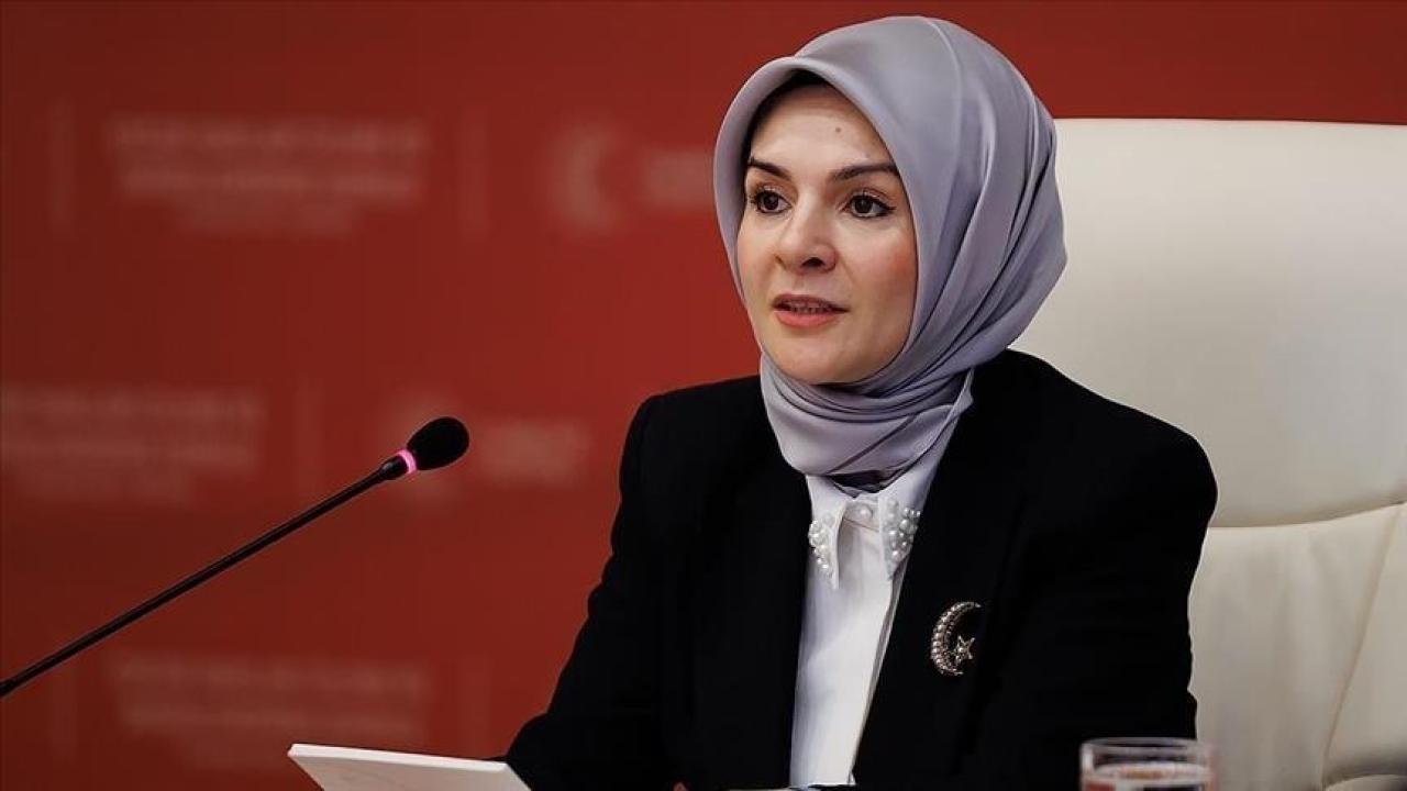 Bakan Göktaş'tan Yaşlılara MÜJDE! 'Yaşlı Dostu' Türkiye Geliyor