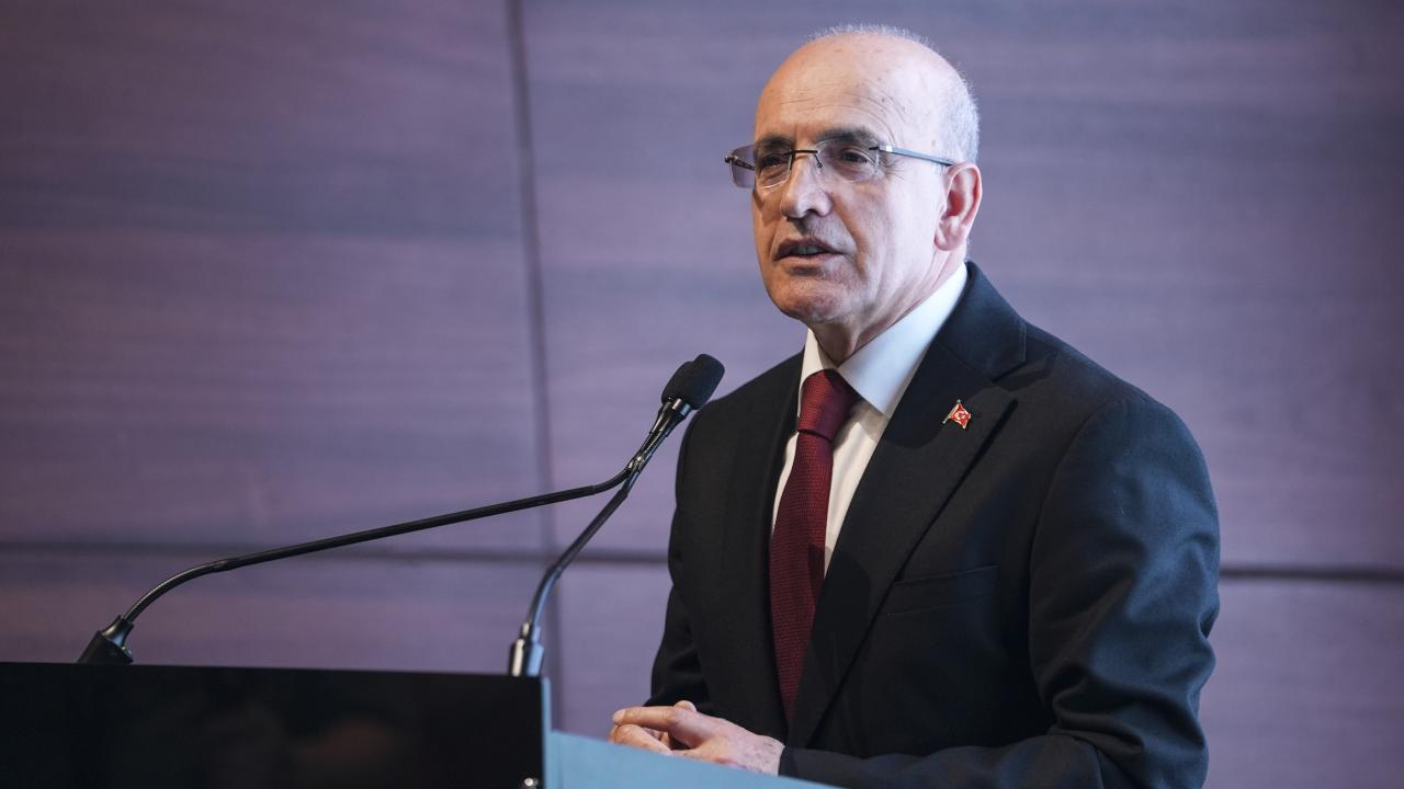 Bakan Şimşek'ten Motorinde Kademeli ÖTV Düzenlemesine İlişkin Açıklama