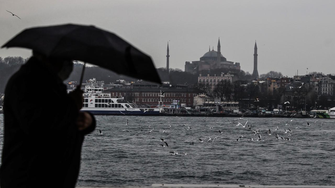 Bayramda Hava Nasıl Olacak? AKOM'dan İstanbul İçin Şok Eden Tahmin!