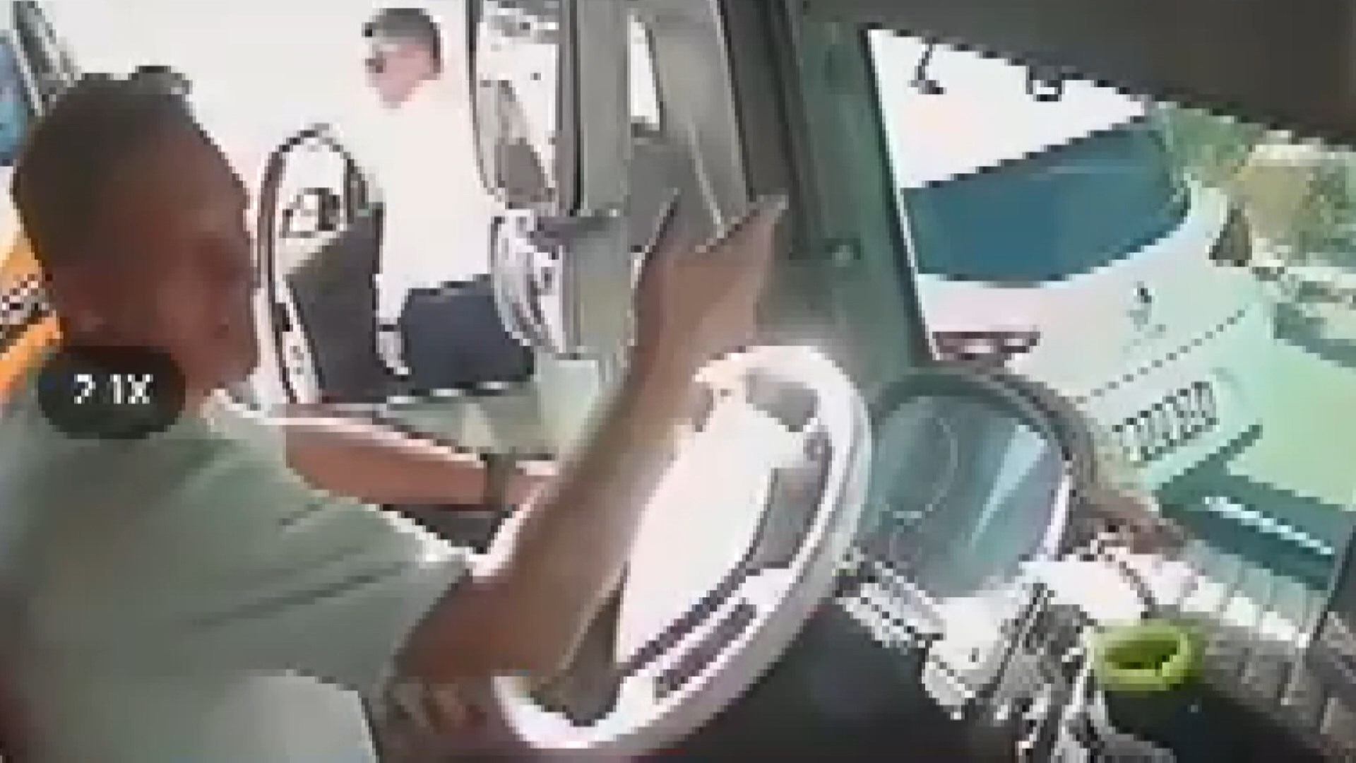 Beylikdüzü'nde Yol Verme Kavgası: Sürücü ve Yolcuya Farklı Cezalar