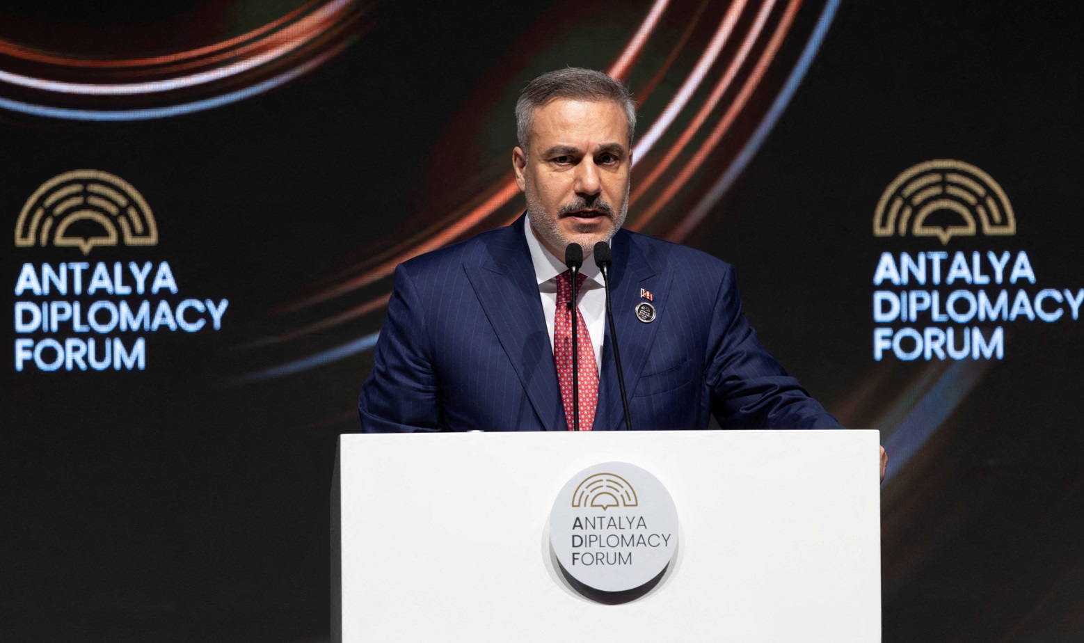 Bomba İddia: Fidan'dan Kritik Açıklama! ABD ve İran Masaya Geri mi Dönüyor?