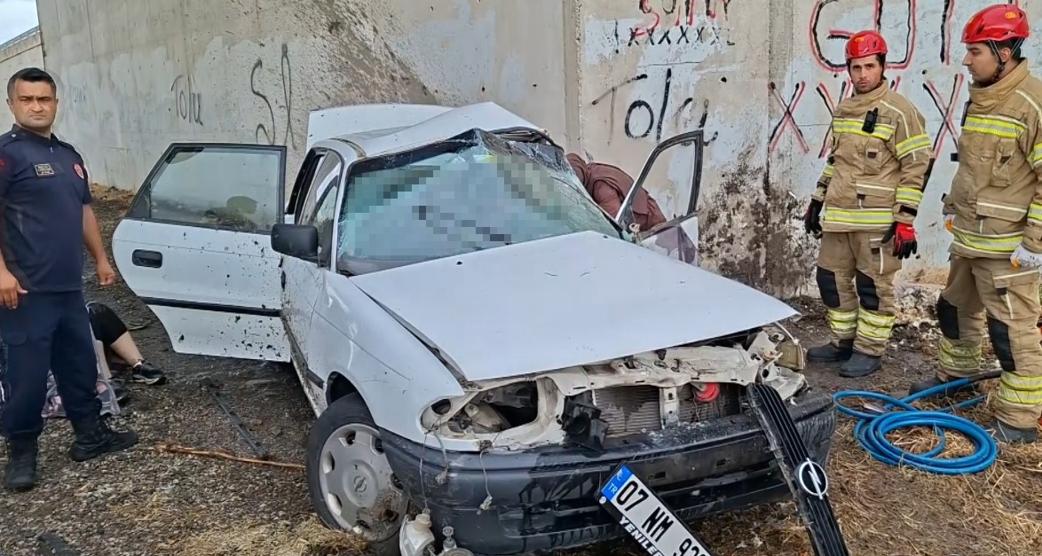 Bursa'da Trafik Kazası: 3 Kişi Hayatını Kaybetti