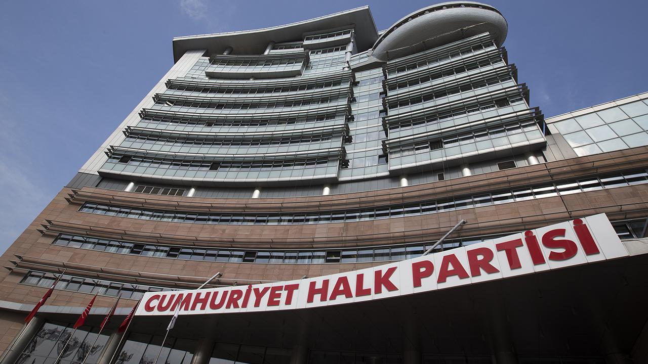 CHP'de Şok Gelişme! Kurultayda Neler Oldu? 13 Kişi Gözaltında!