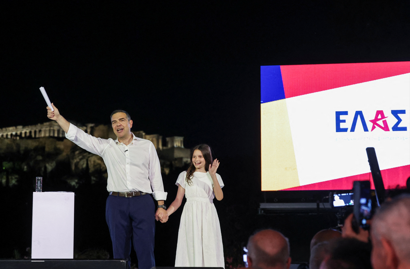 Çipras Sahneye Geri Döndü! Yunanistan Siyasetinde Yeni Bir Dönem mi Başlıyor?