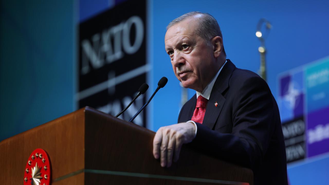 Cumhurbaşkanı Erdoğan'dan NATO Zirvesi Mesajı: Güvenlik ve İş Birliği Vurgusu
