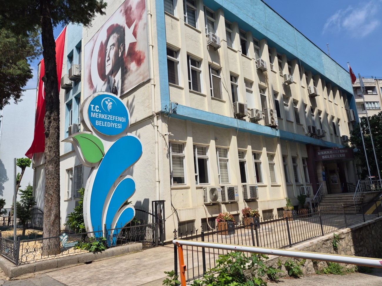 Denizli'de Rüşvet Skandalı! Merkezefendi Belediyesi'nde Şok Gelişme: 12 Tutuklama!