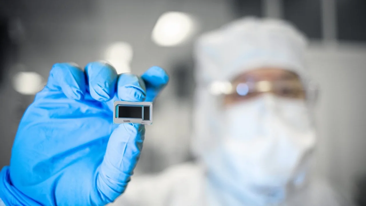 Dev İşbirliği! Apple'ın Çip Üretiminde Sürpriz Ortak: Intel!