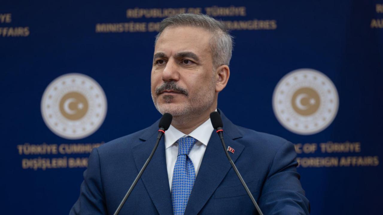 Diplomasi Trafiği Hız Kesmiyor! Bakan Fidan'dan Kritik Görüşmeler: İran ve Pakistan ile Yeni İşbirliği Dönemi Mi?