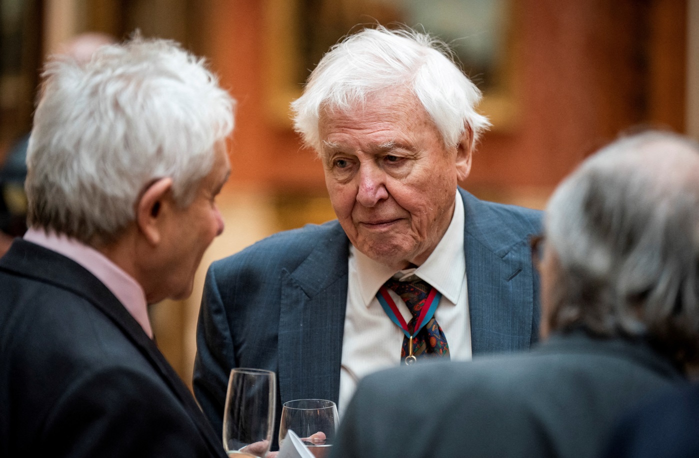 Doğa Belgesellerinin Efsane Sesi 100 Yaşında! Sir David Attenborough'dan İlham Veren Yaşam Hikayesi