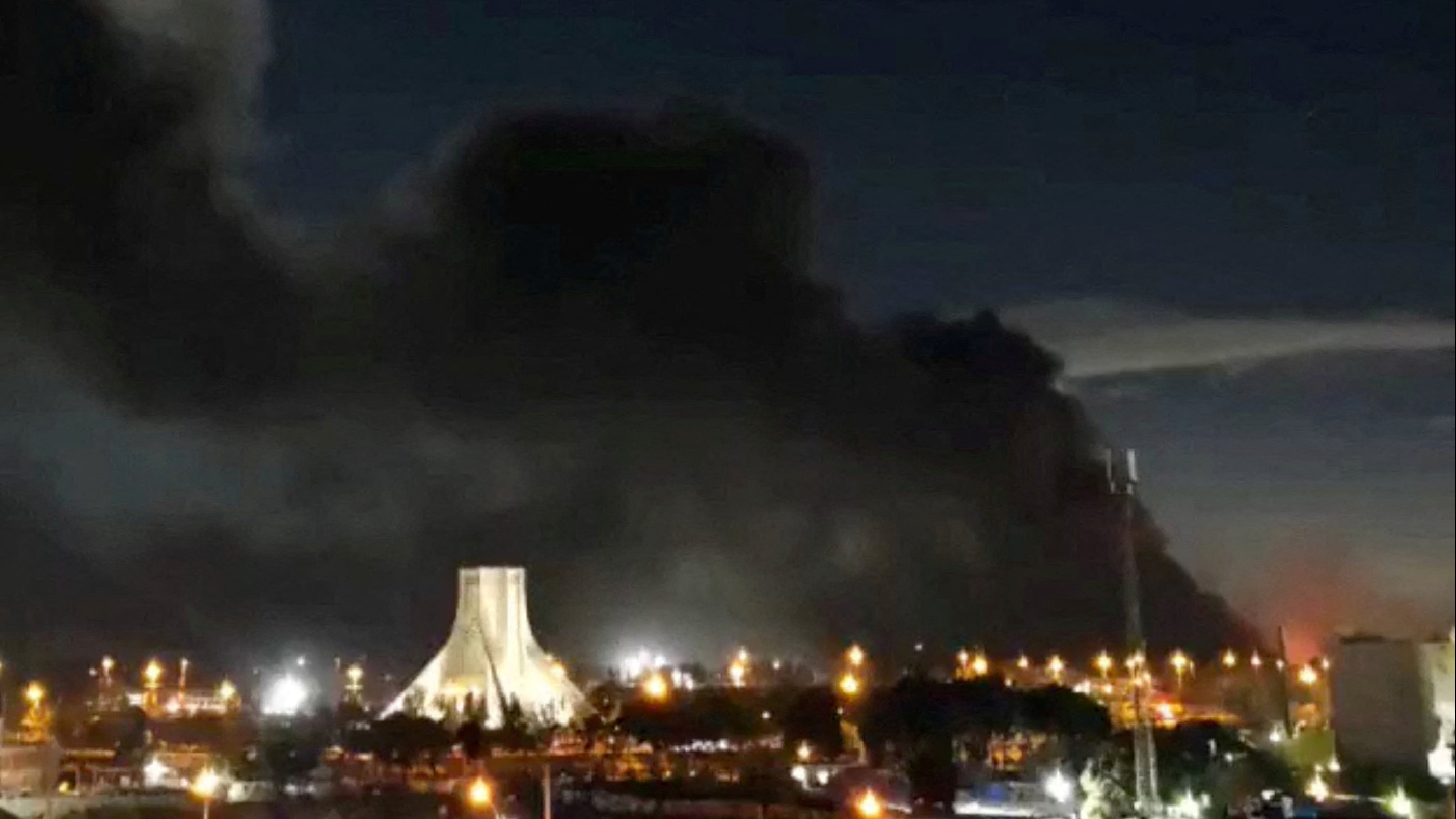 Dünya Savaşı Alarmı! Trump'ın İran'a Verdiği Süre Doluyor: Saatler Ölümcül Gece Yarısına Ayarlı!