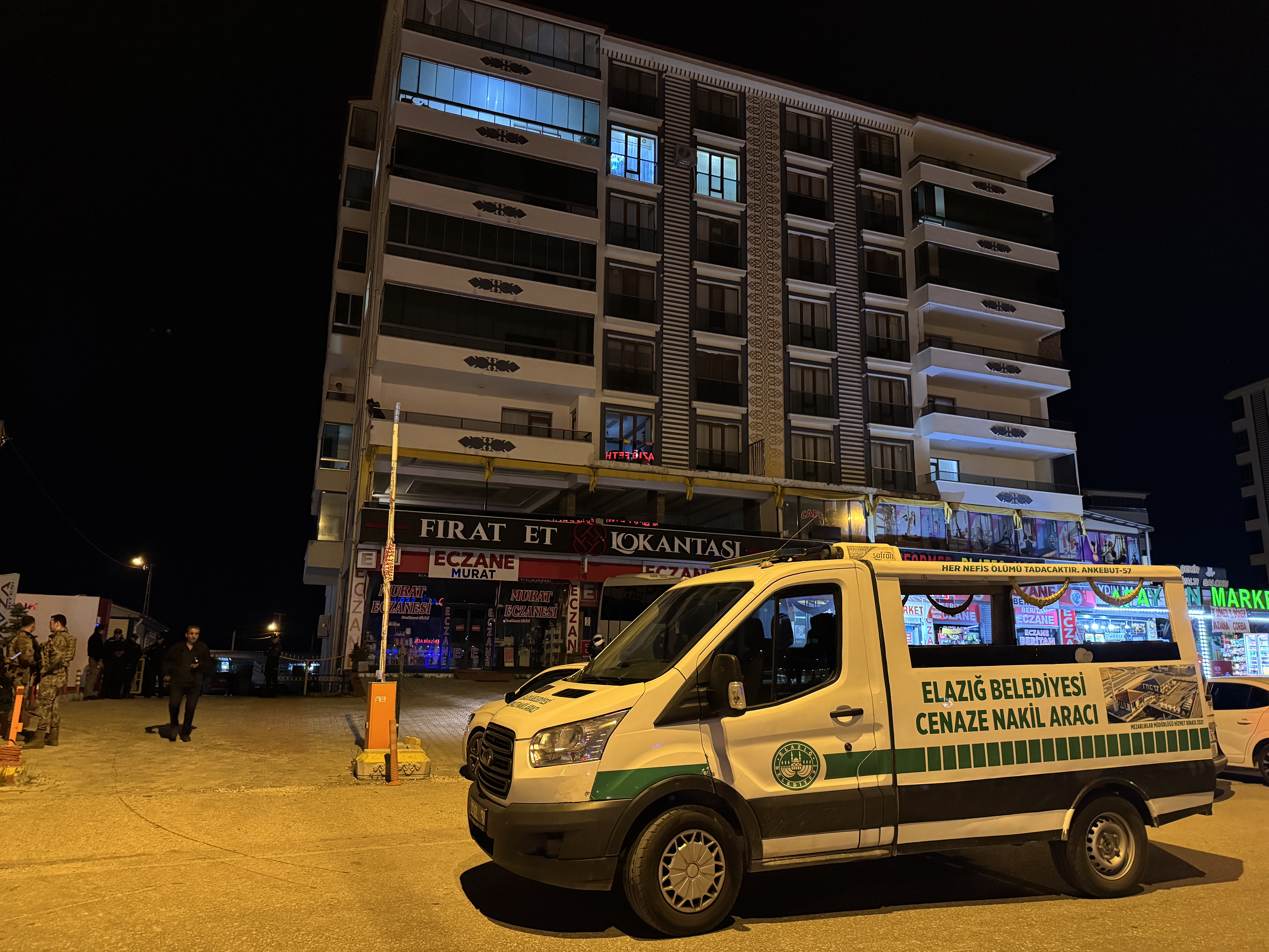 Elazığ'da Kan Donduran Vahşet! 4 Yaşındaki Çocuğun Gözleri Önünde Annesini Katletti!
