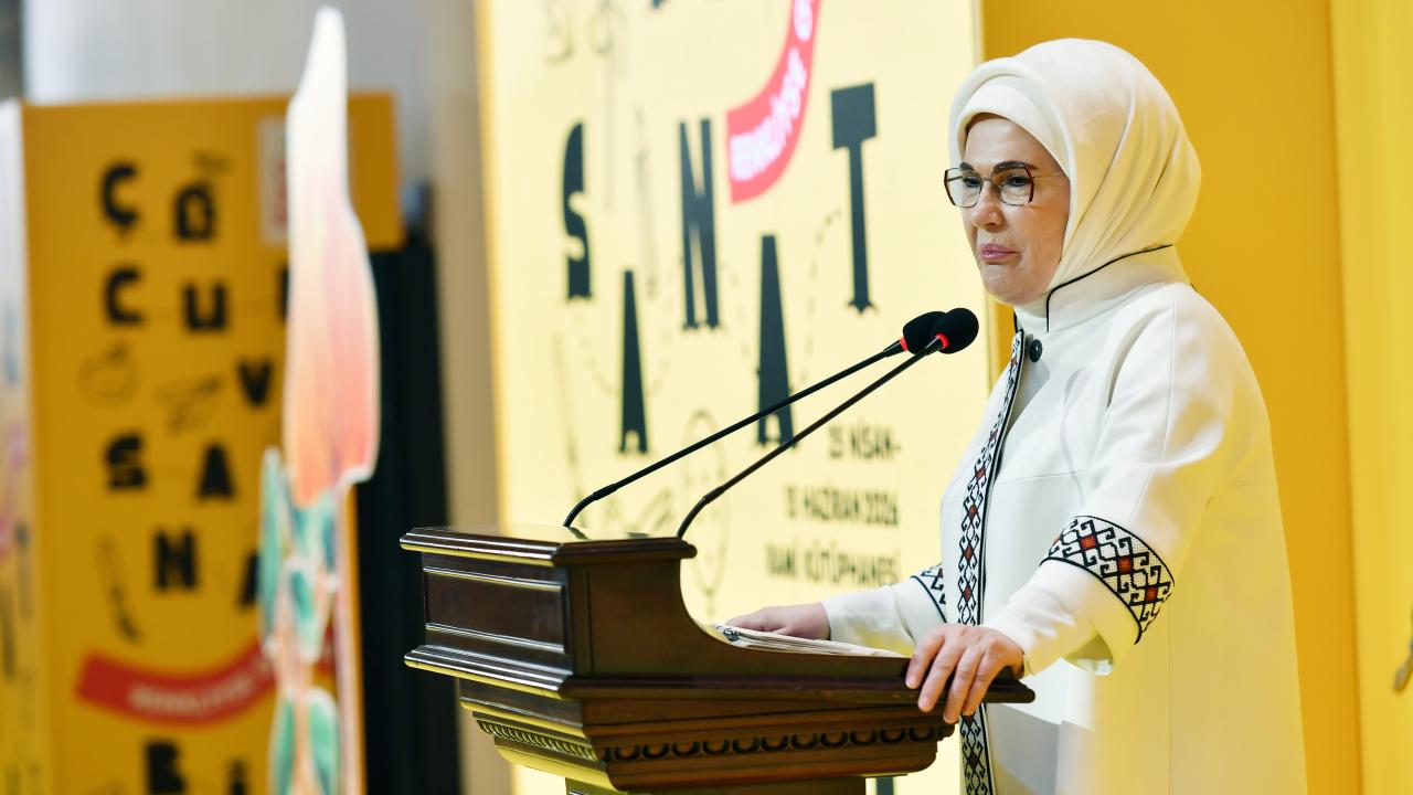 Emine Erdoğan'dan Sanat ve Çocuklara Büyük Destek! Bienal Açılışıyla Gözler Rami'ye Çevrildi!