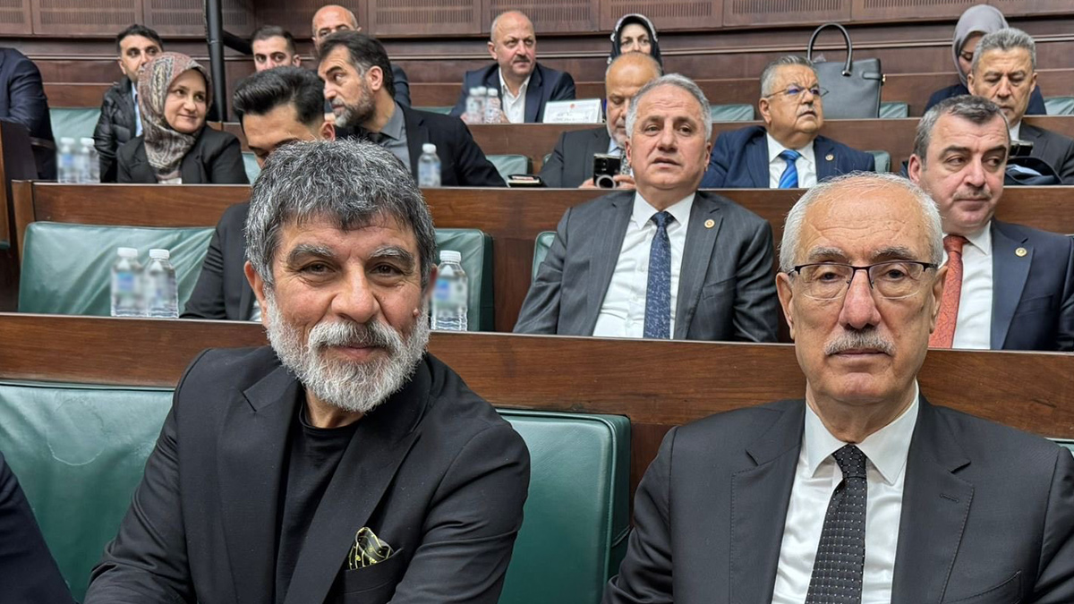 Erdal Komiser Meclis'te! Kurtlar Vadisi'nin Unutulmaz Oyuncusu Sefa Zengin'den Sürpriz Ziyaret!