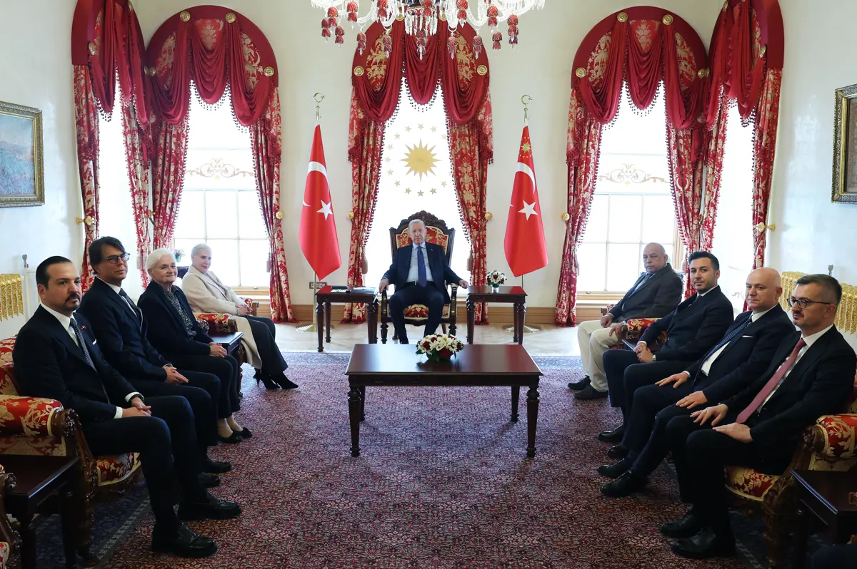 Erdoğan'dan Tarihi Vefa! 27 Mayıs Darbesi Mağdurlarının Aileleri Cumhurbaşkanlığı Külliyesi'nde Ağırlandı!