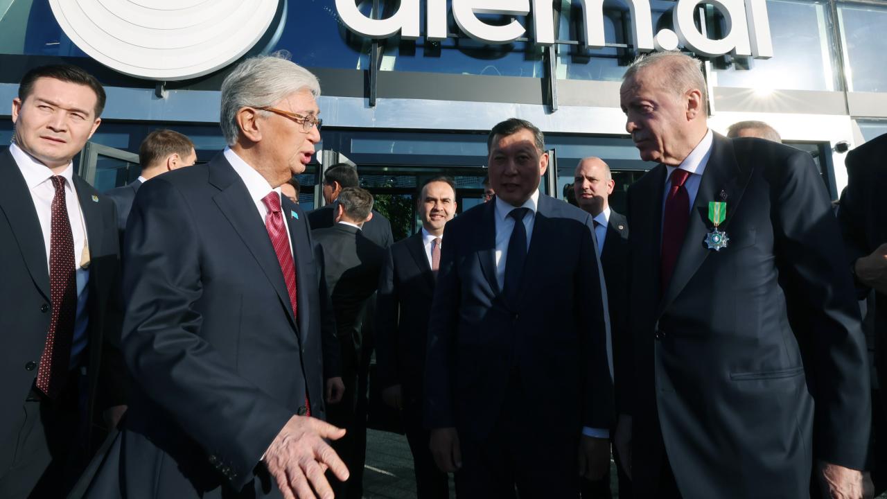 Erdoğan'dan Yapay Zeka Hamlesi! Kazakistan'da Teknoloji Üssü Ziyareti