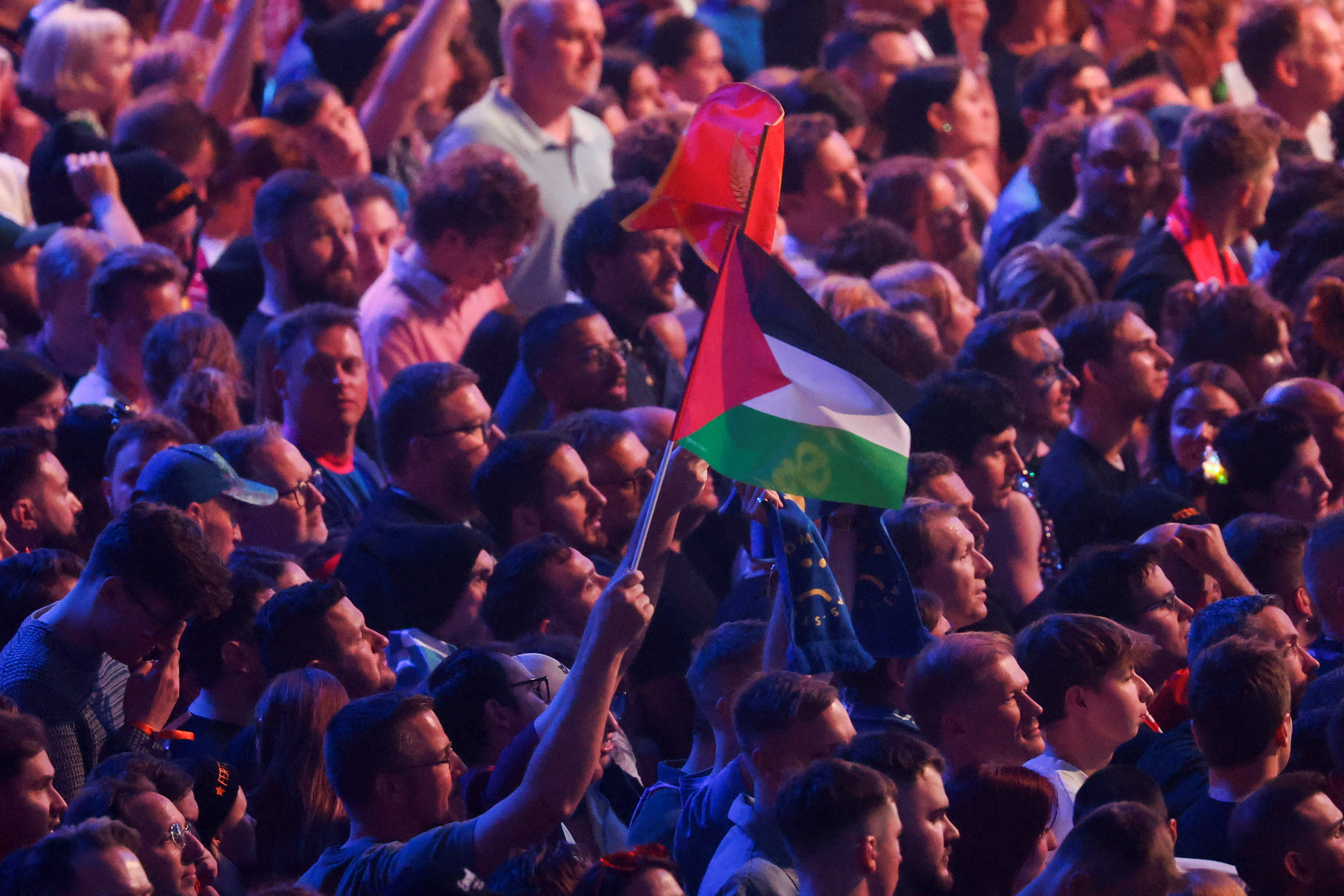 Eurovision'da Şok! İsrail Sahnedeyken 'Soykırımı Durdurun' Çığlıkları Yükseldi!