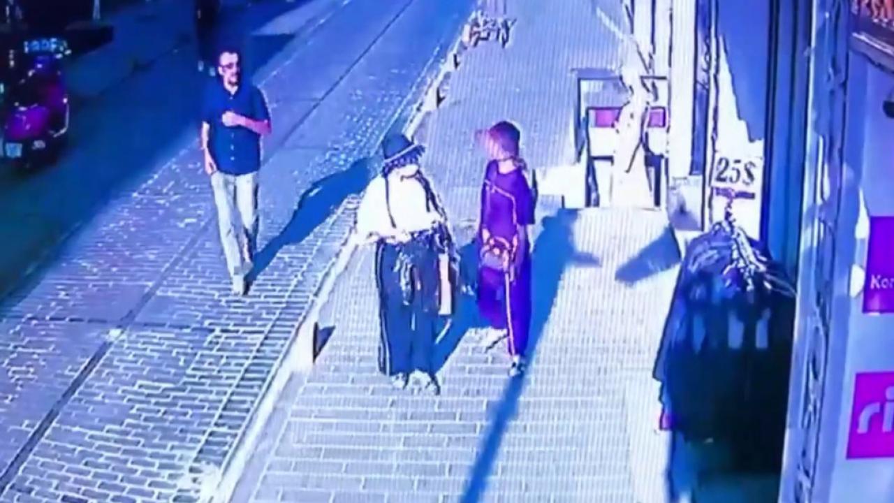 Fatih'te Turistleri Soyan Çocukların Suç Kaydı Şoke Etti