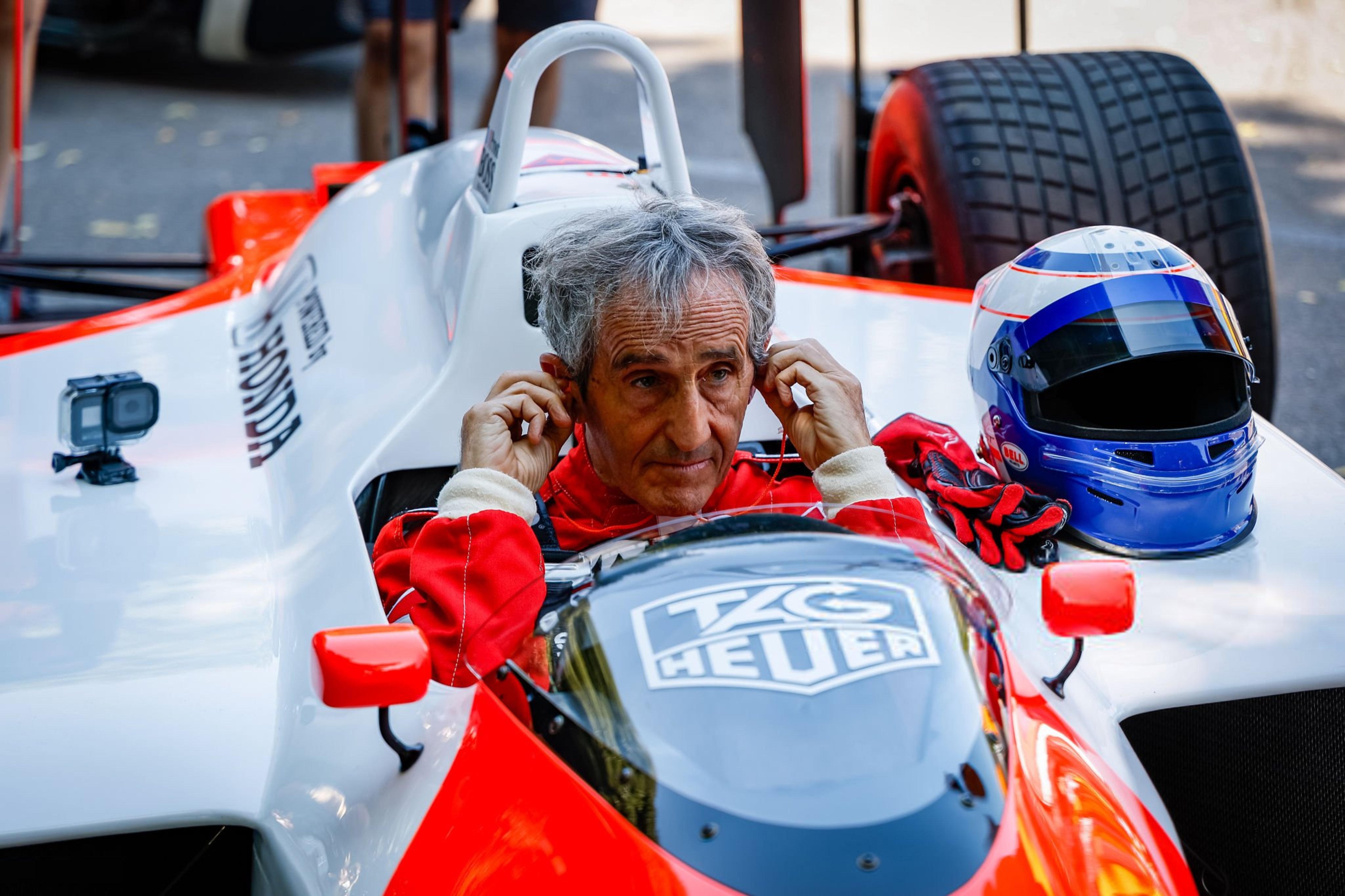 Formula 1 Dünyası Şokta! Efsane Pilot Alain Prost'un Evine Soygun: Başından Yaralandı!