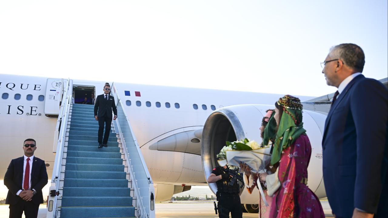 Fransa Cumhurbaşkanı Macron Ankara'ya Geldi