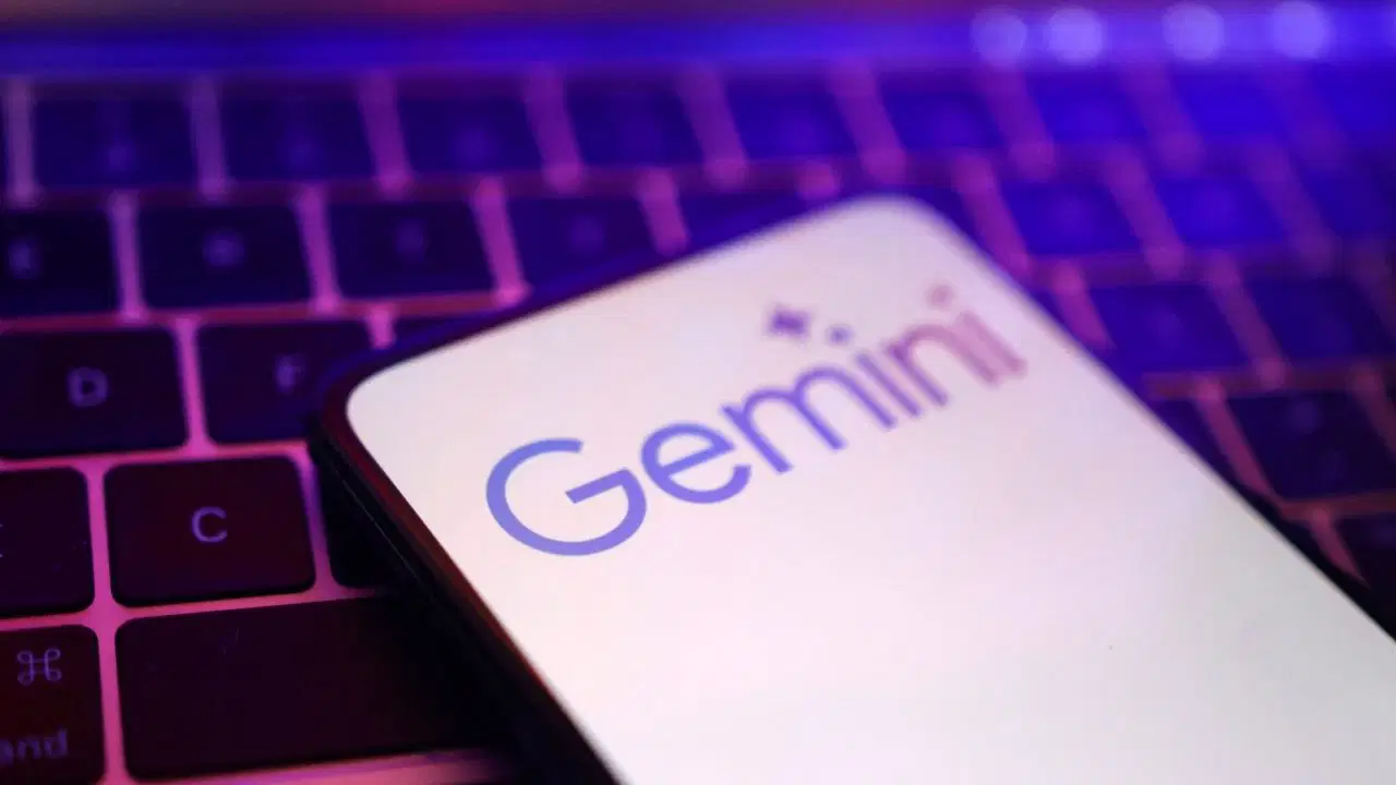 Google Gemini'ye Şok Değişim! Arayüz Yenilendi, Kullanıcılar Şaşkın!