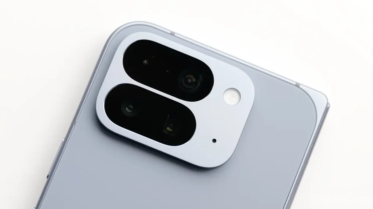 Google Pixel 11 Pro Fold Tasarımı ve Yeni Renk Seçeneği Sızdırıldı