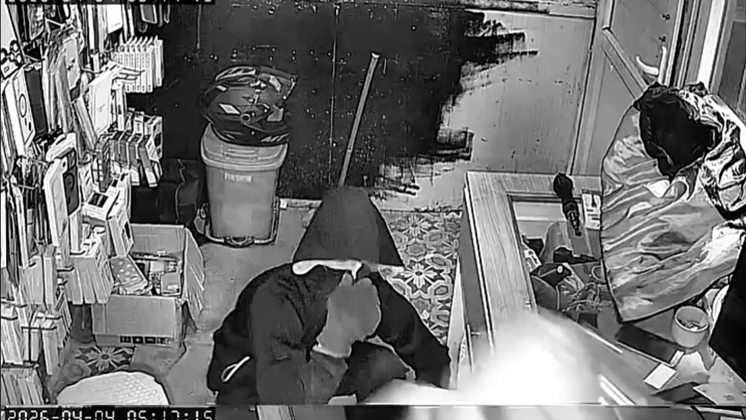 Hatay'da Şok Hırsızlık! Kameralara Yakalanan Maskeli Hırsızlar 150 Bin TL'lik Vurgun Yaptı!