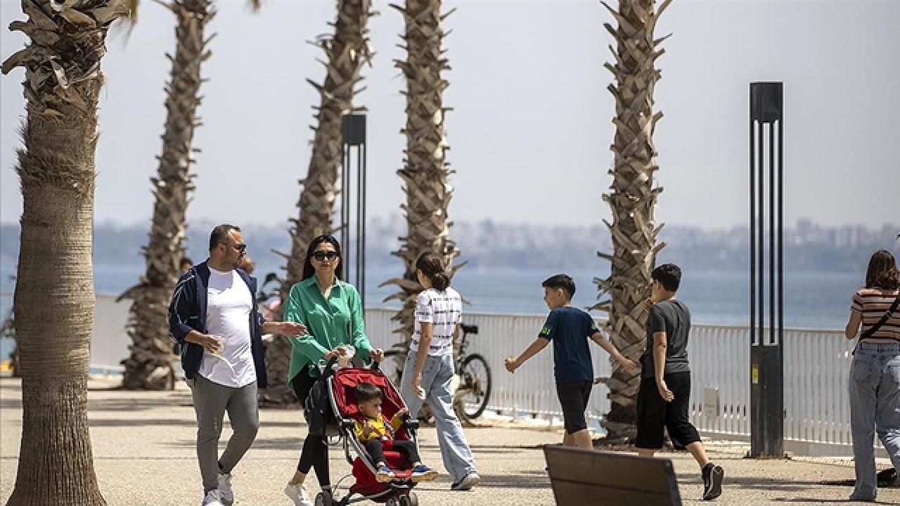 Hava Durumu Ters Köşe Yaptı! İşte Beklenmedik Yaz Sürprizi!