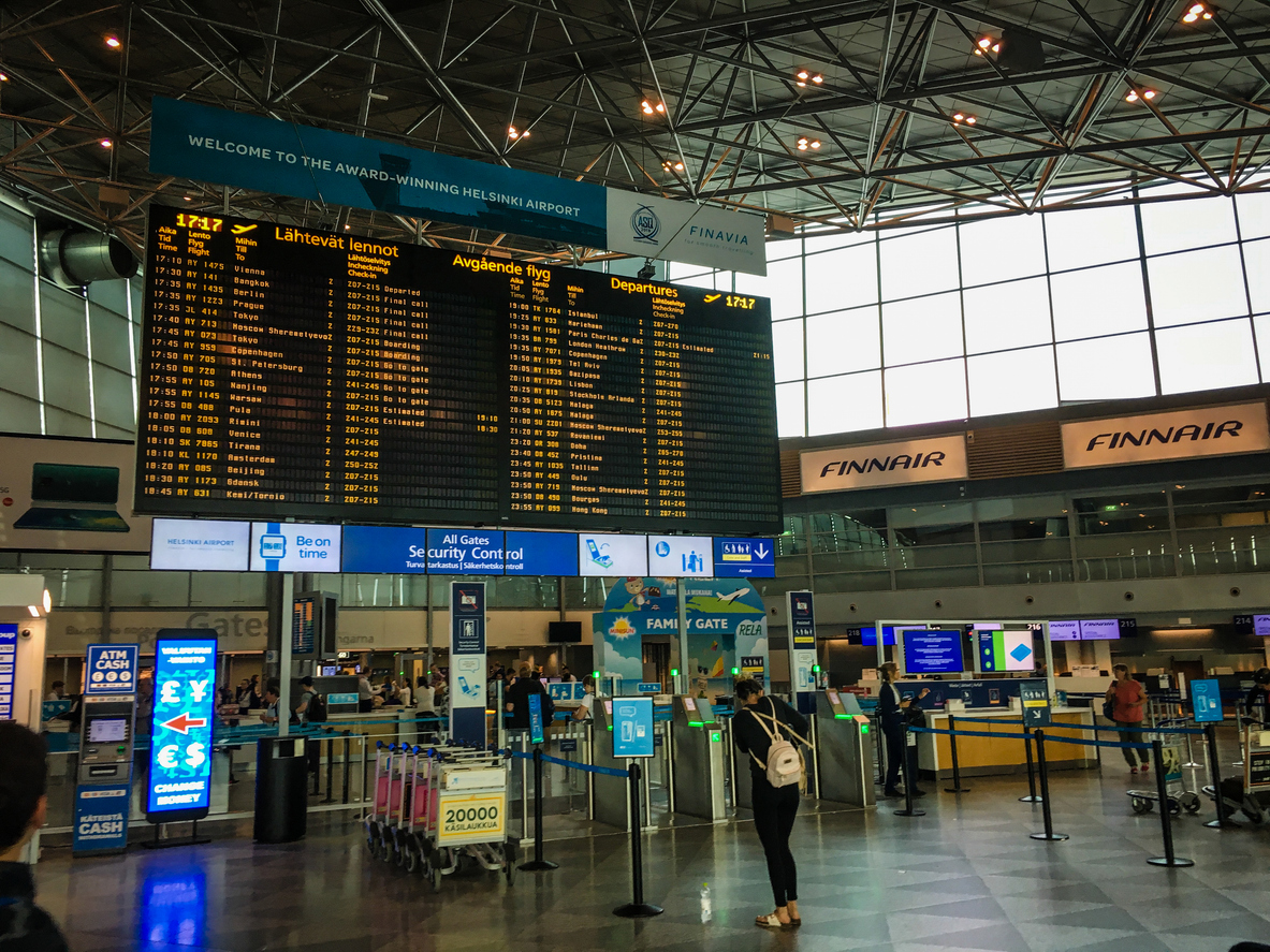 Helsinki Alarmda! İHA Paniği Havalimanını Felç Etti, Savaş Uçakları Gökyüzünde!