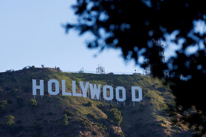 Hollywood Alarmda! Ünlü Yıldızlar Dev Birleşmeye Karşı Ayaklandı!