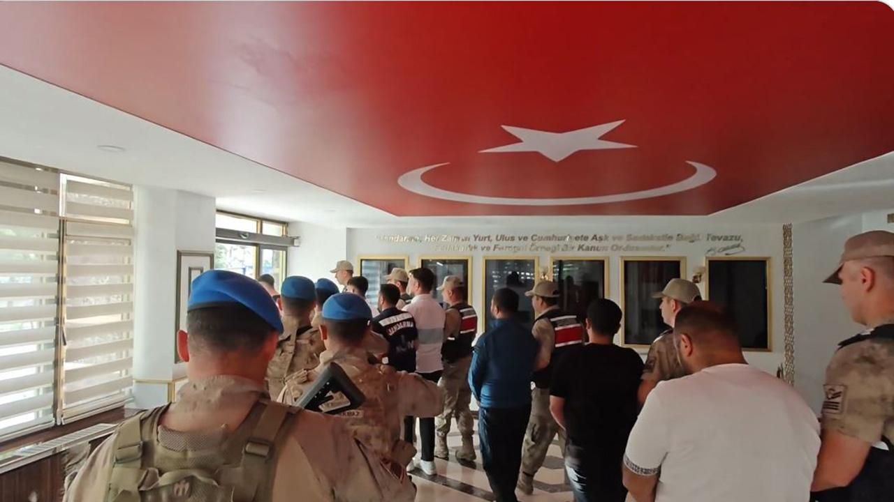İçişleri Bakanlığı'ndan 16 İlde Kapsamlı Suç Örgütü Operasyonu
