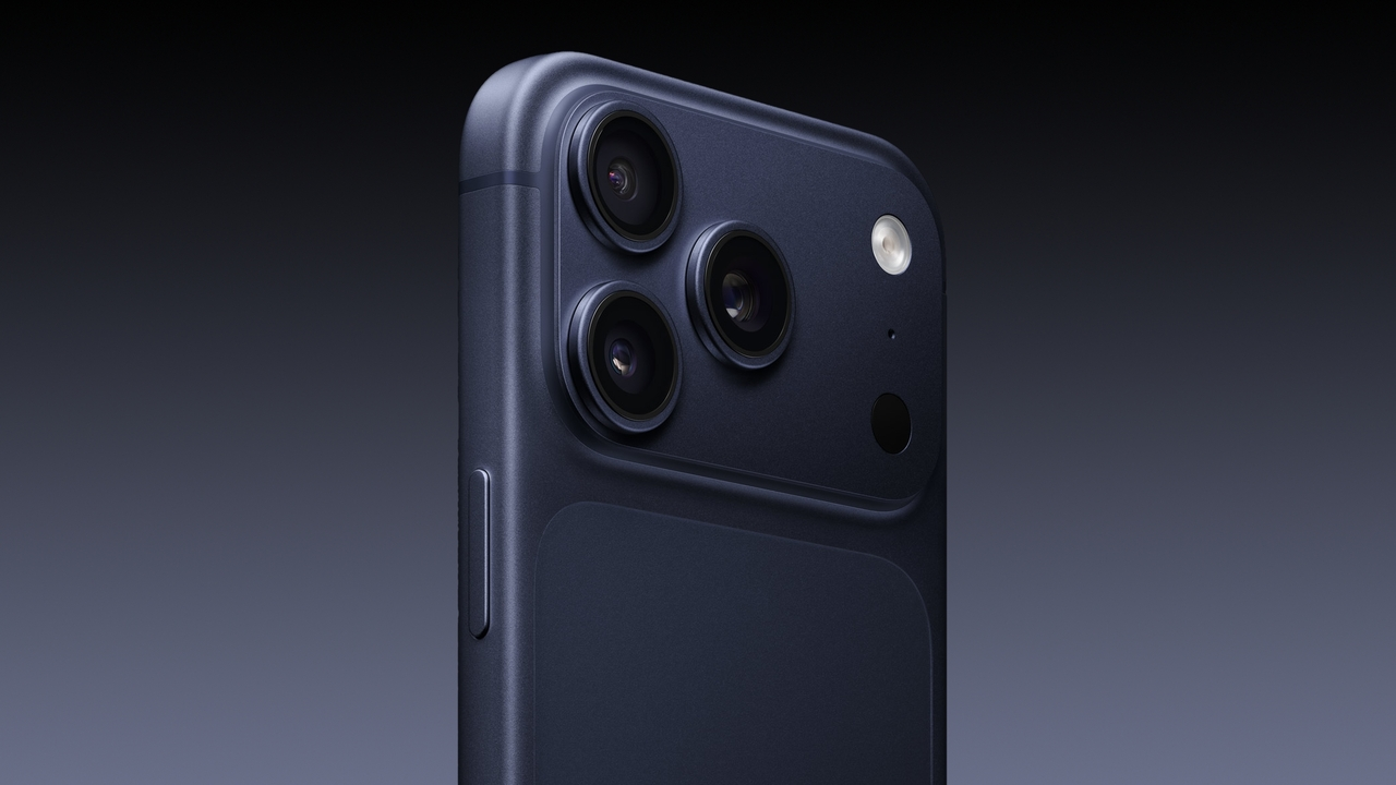 iPhone 18 Pro'da Devrim! Ekran Teknolojisi Sınırları Zorluyor