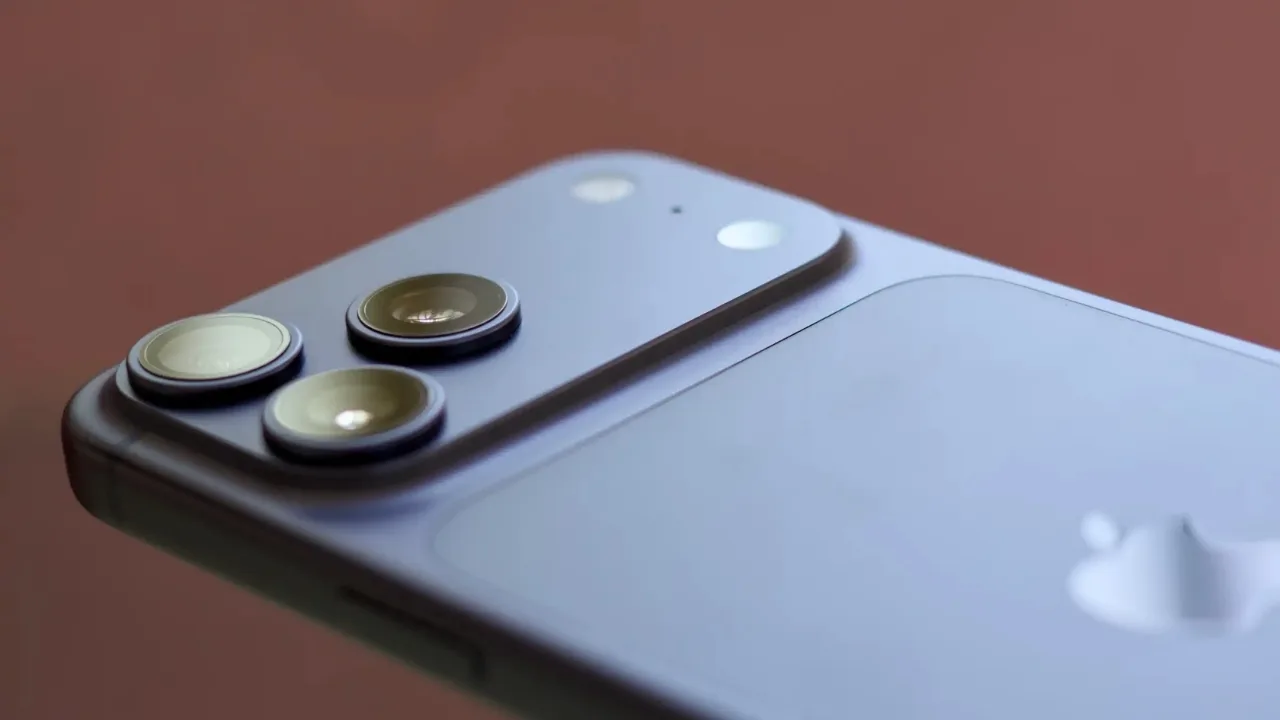 iPhone Hayranları Şokta! iPhone 18 Pro'da Büyük Tedarik Krizi Mi Kapıda?