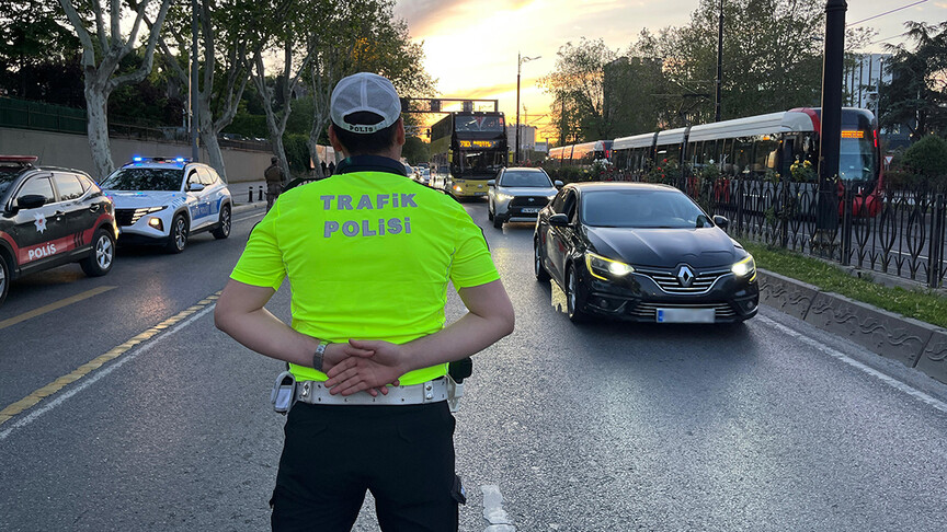İstanbul'da Gece Maratonu Hazırlığı: Bazı Yollar Trafiğe Kapatılıyor