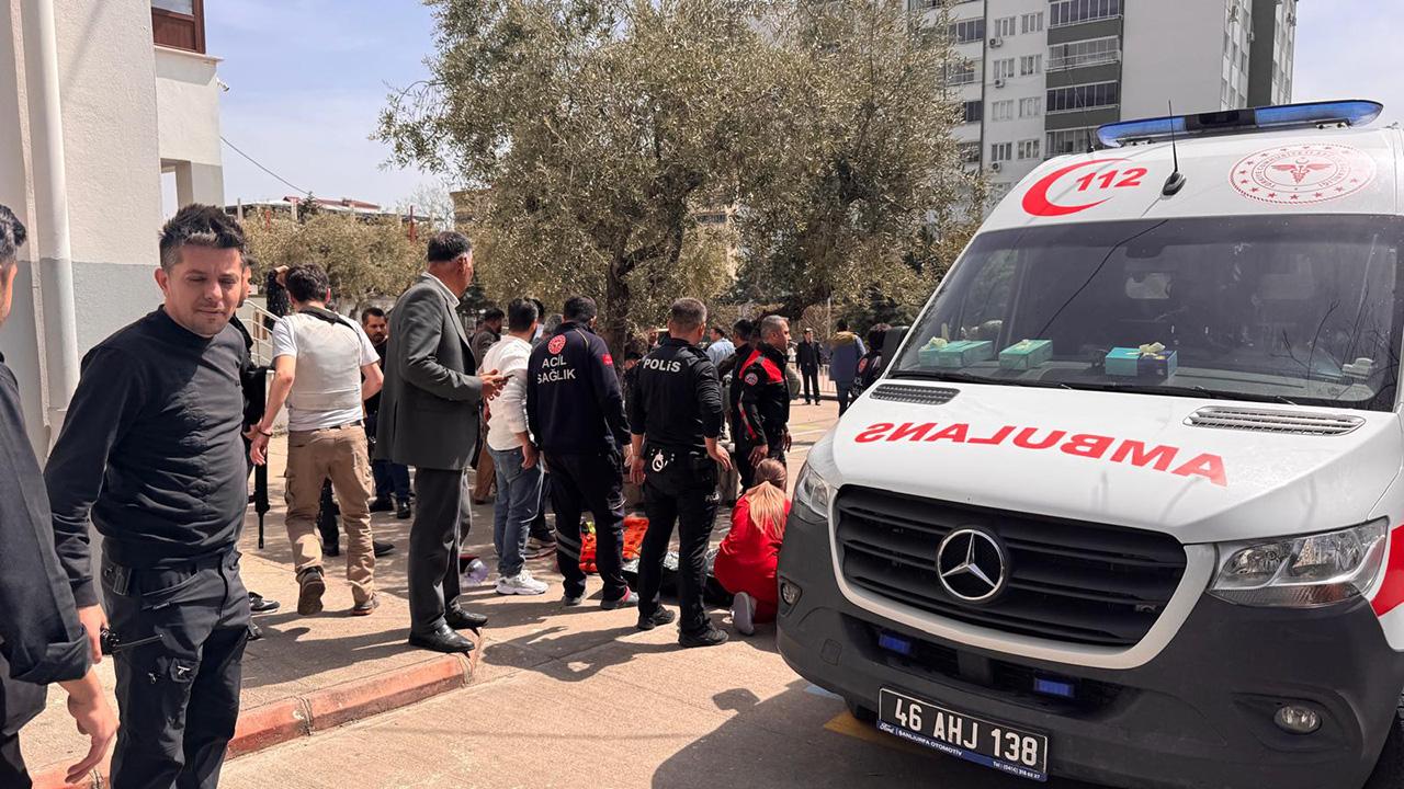 Kahramanmaraş'ta Okulda Kan Donduran Olay! Bakanlık Acil Durum İlan Etti, Psikososyal Destek Seferberliği Başladı!