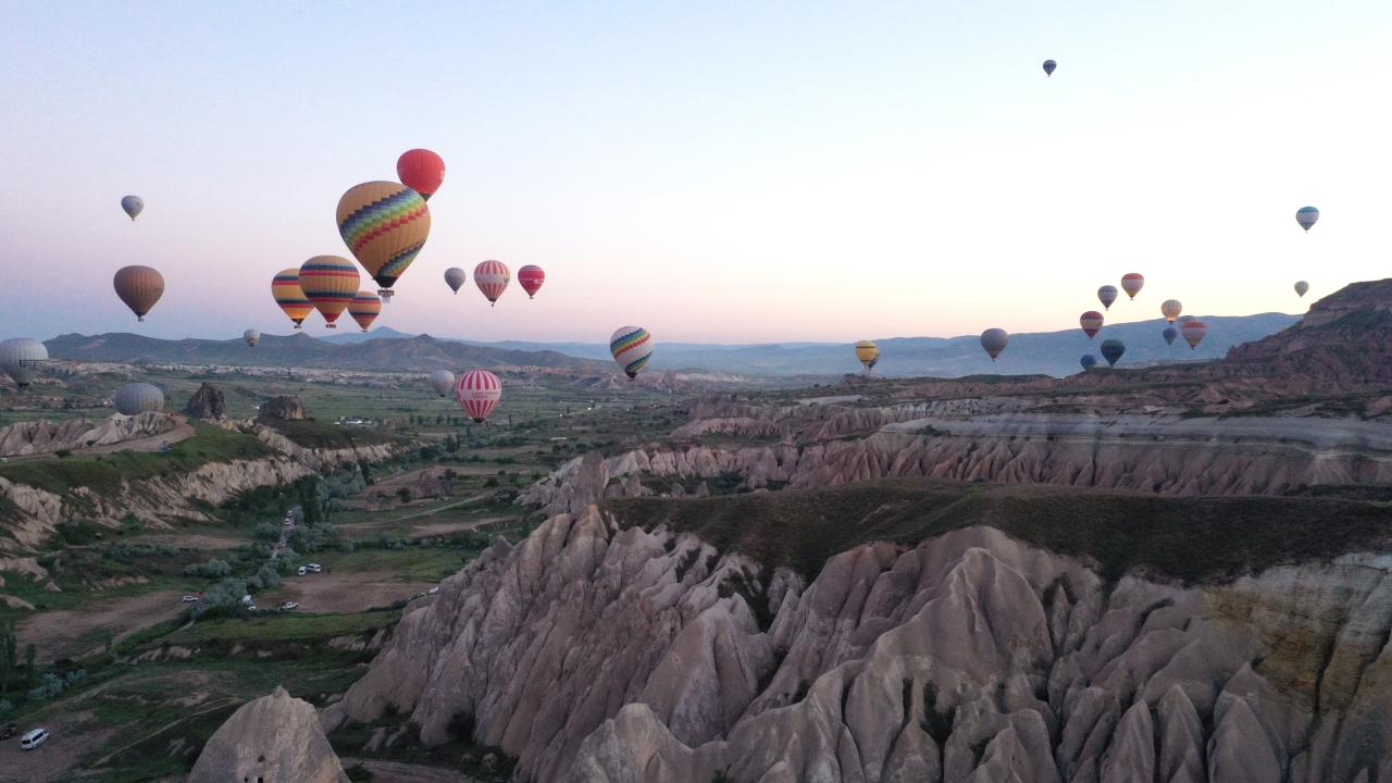 Kapadokya'da Balon Turizmi Rekor Yılına İlerliyor