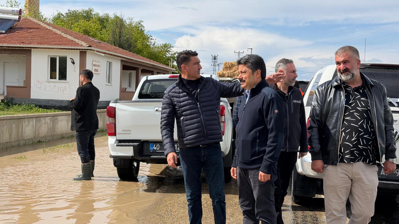 Kırşehir'i Sel Vurdu! Köylerde Hayat Durdu! İşte Son Durum...